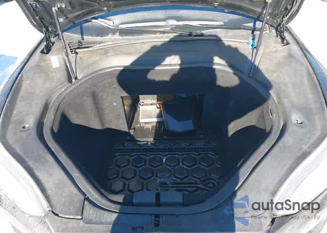 2014 Tesla Model S from USA, damaged, VIN 5YJSA1S10EFP28489